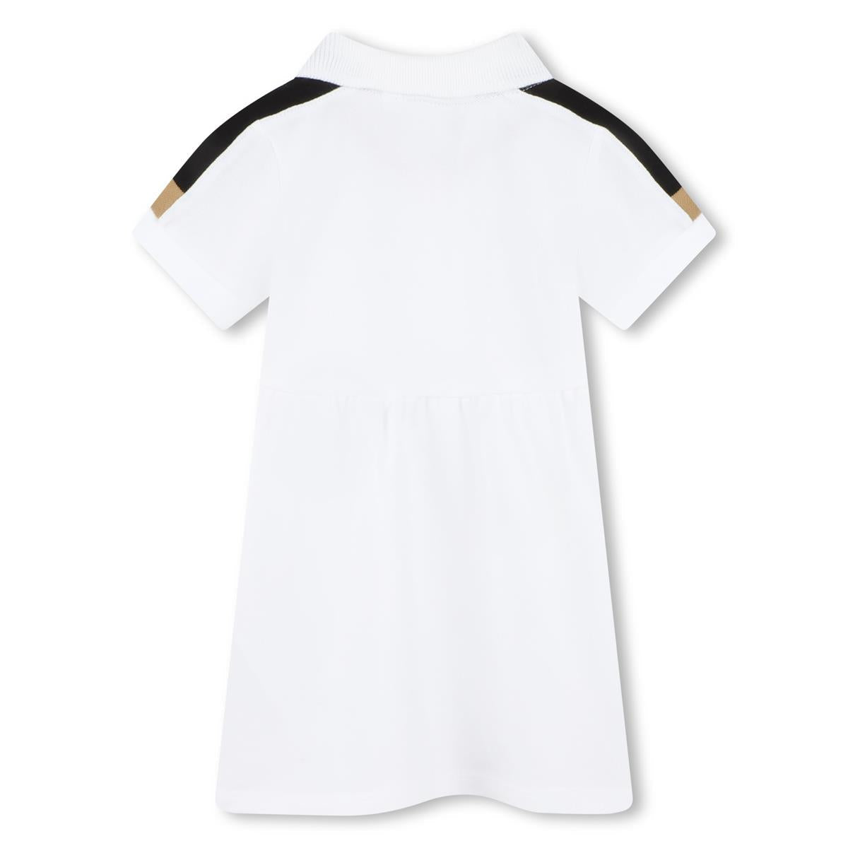 女婴白色连衣裙