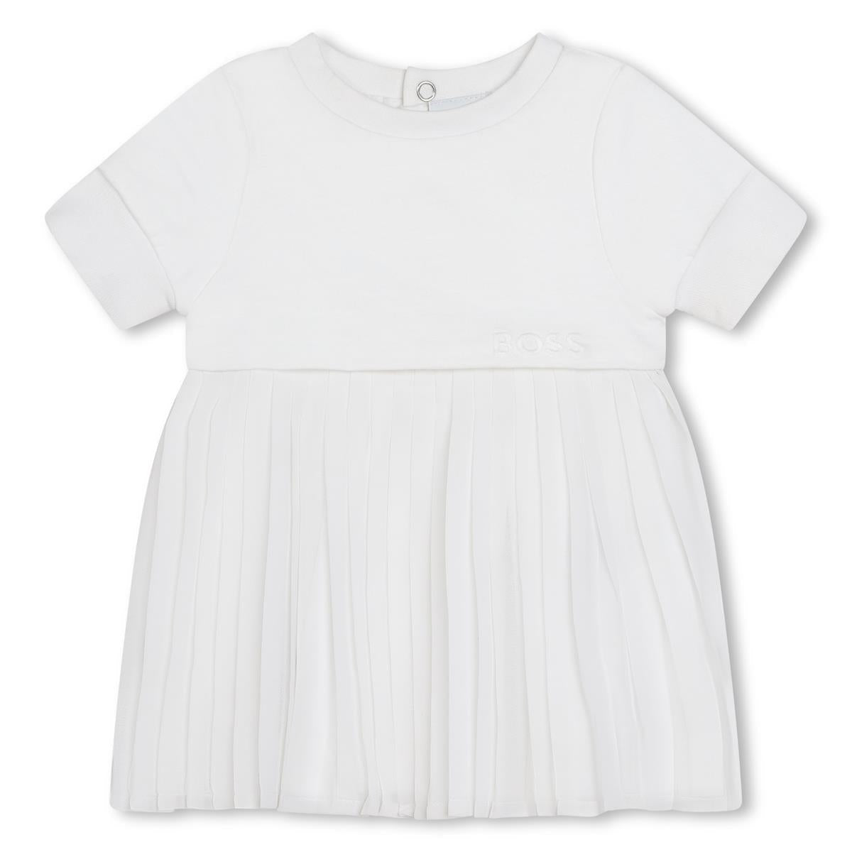 女婴白色连衣裙