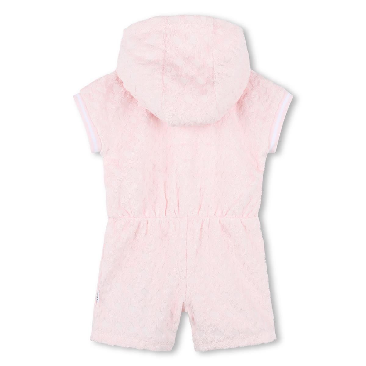 女婴粉色连体衣