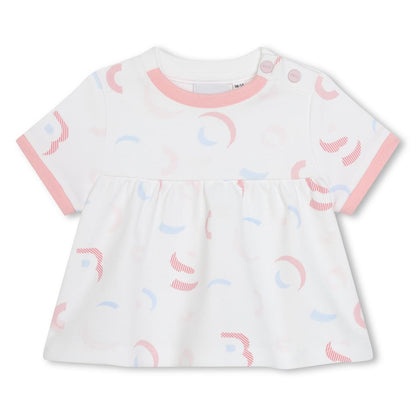 女婴白色棉套装