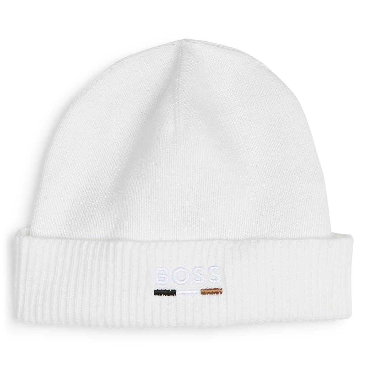 男婴白色棉套装