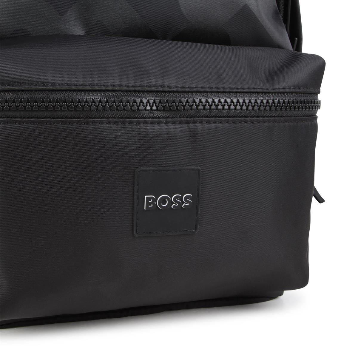 男童黑色背包(32x24x13.5cm)