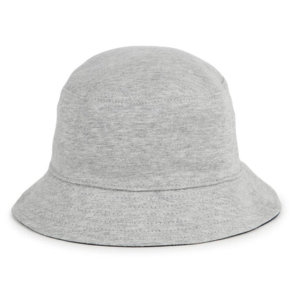 男婴深蓝色渔夫帽