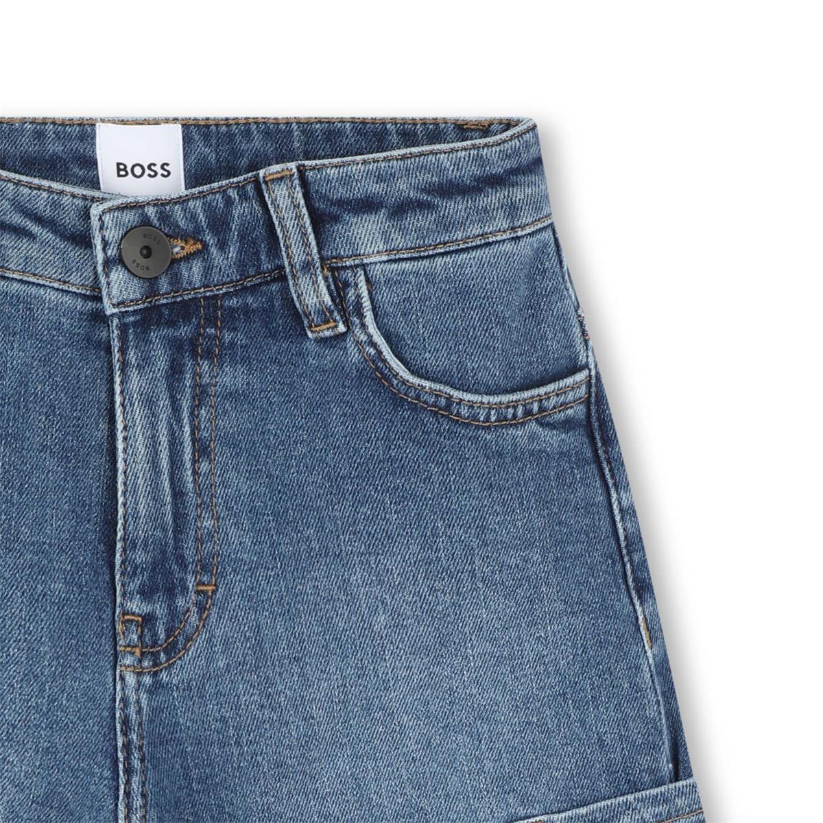 男童蓝色牛仔短裤