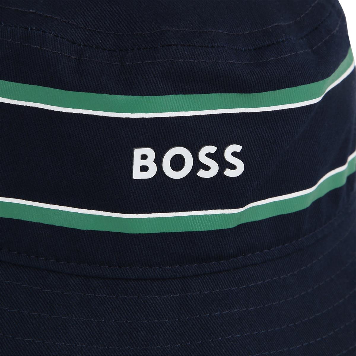 男婴深蓝色渔夫帽