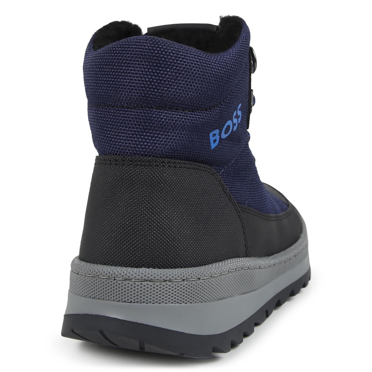 BOTTINES