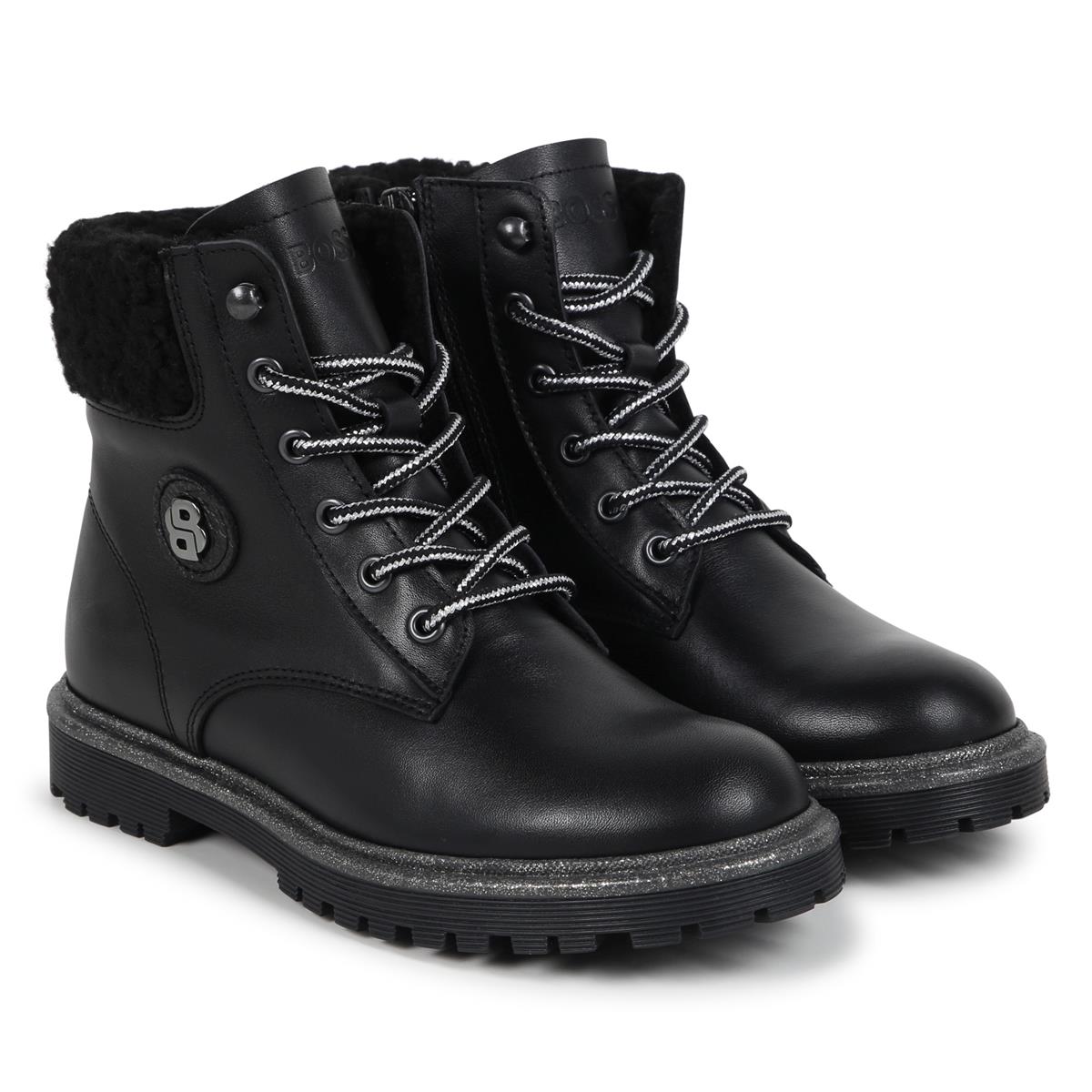 BOTTINES