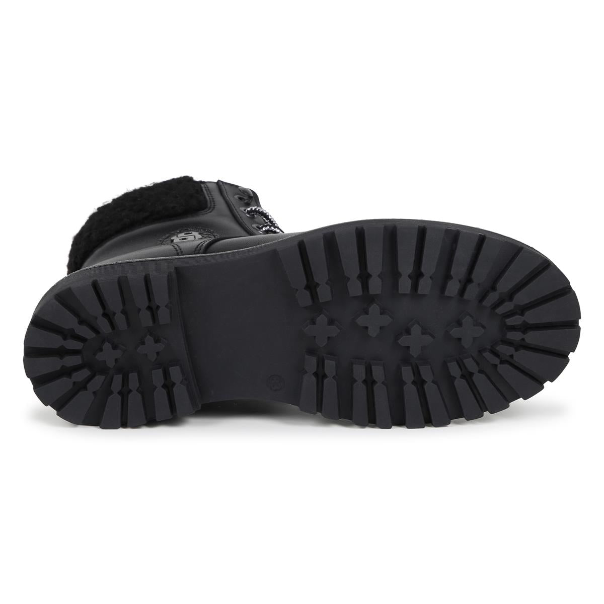 BOTTINES