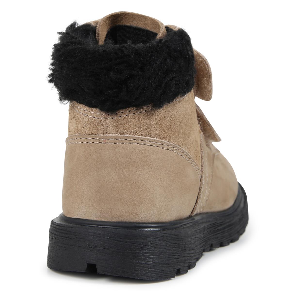 BOTTINES