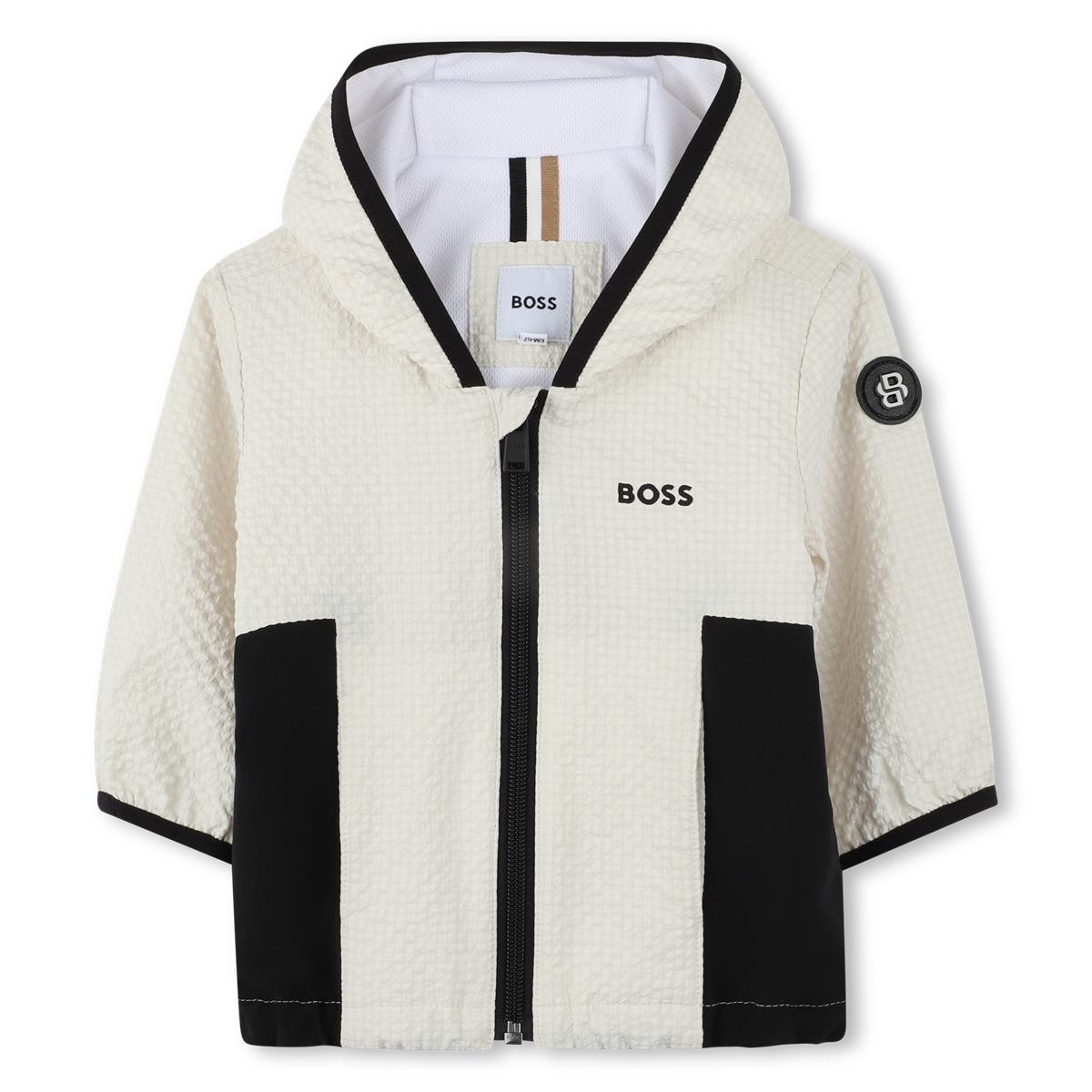 COUPE-VENT A CAPUCHE