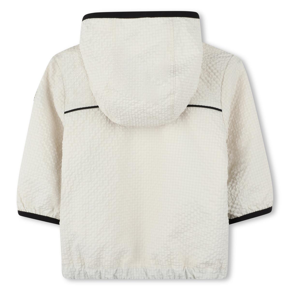 COUPE-VENT A CAPUCHE