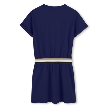 ROBE MANCHES COURTES