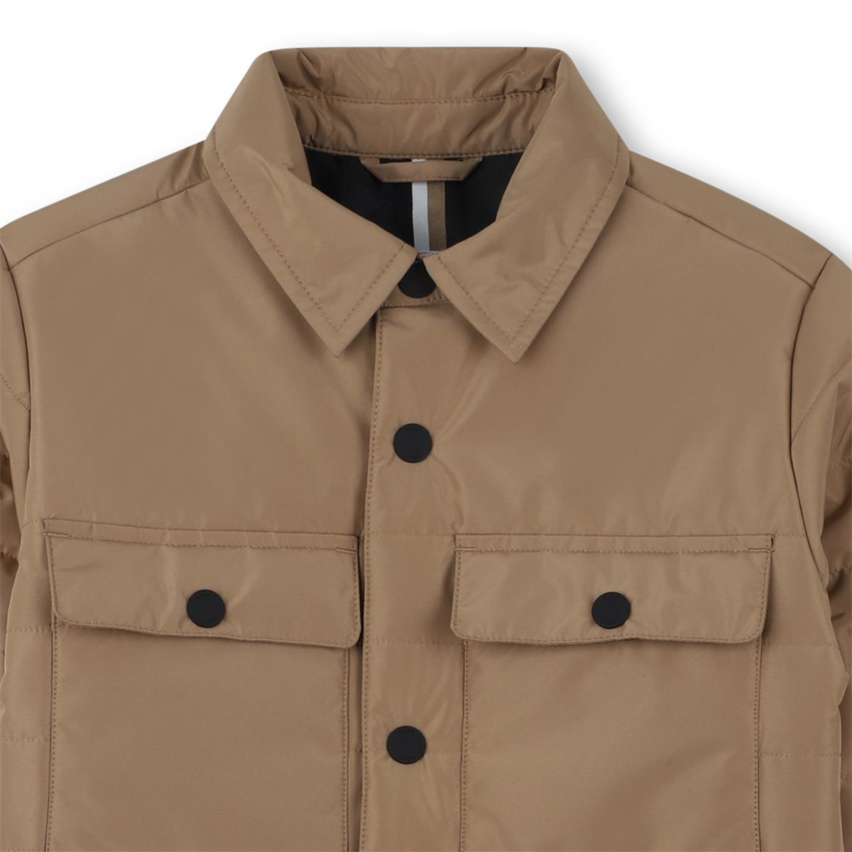 VESTE