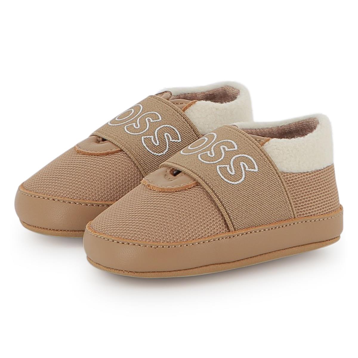 CHAUSSONS