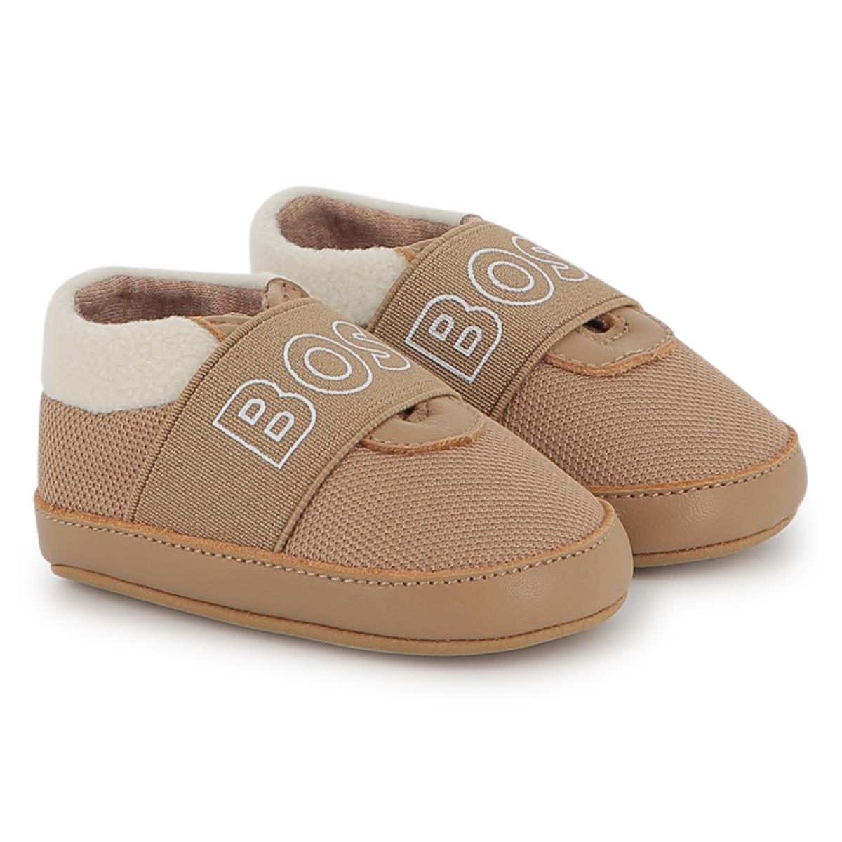 CHAUSSONS