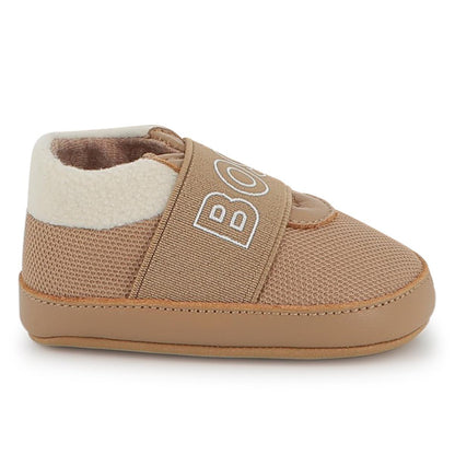 CHAUSSONS
