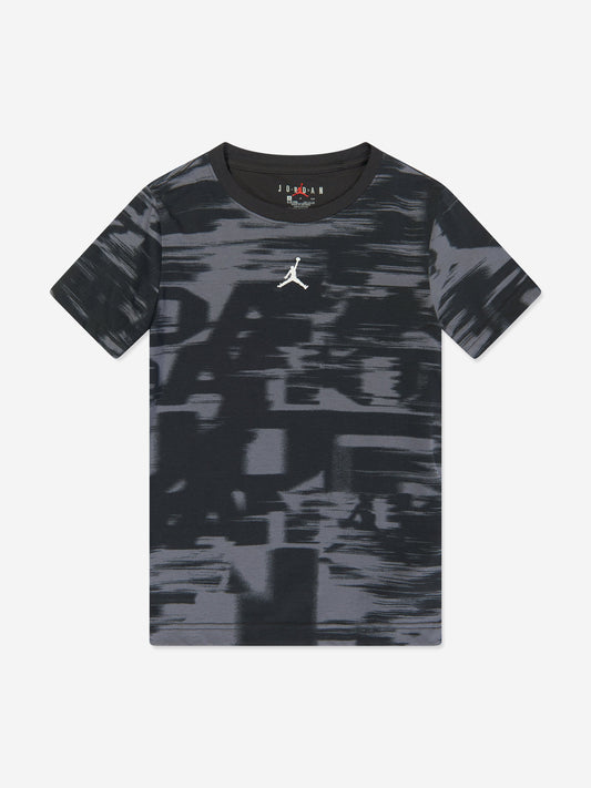 男童 MVP Jordan Motion AOP T 恤（黑色）