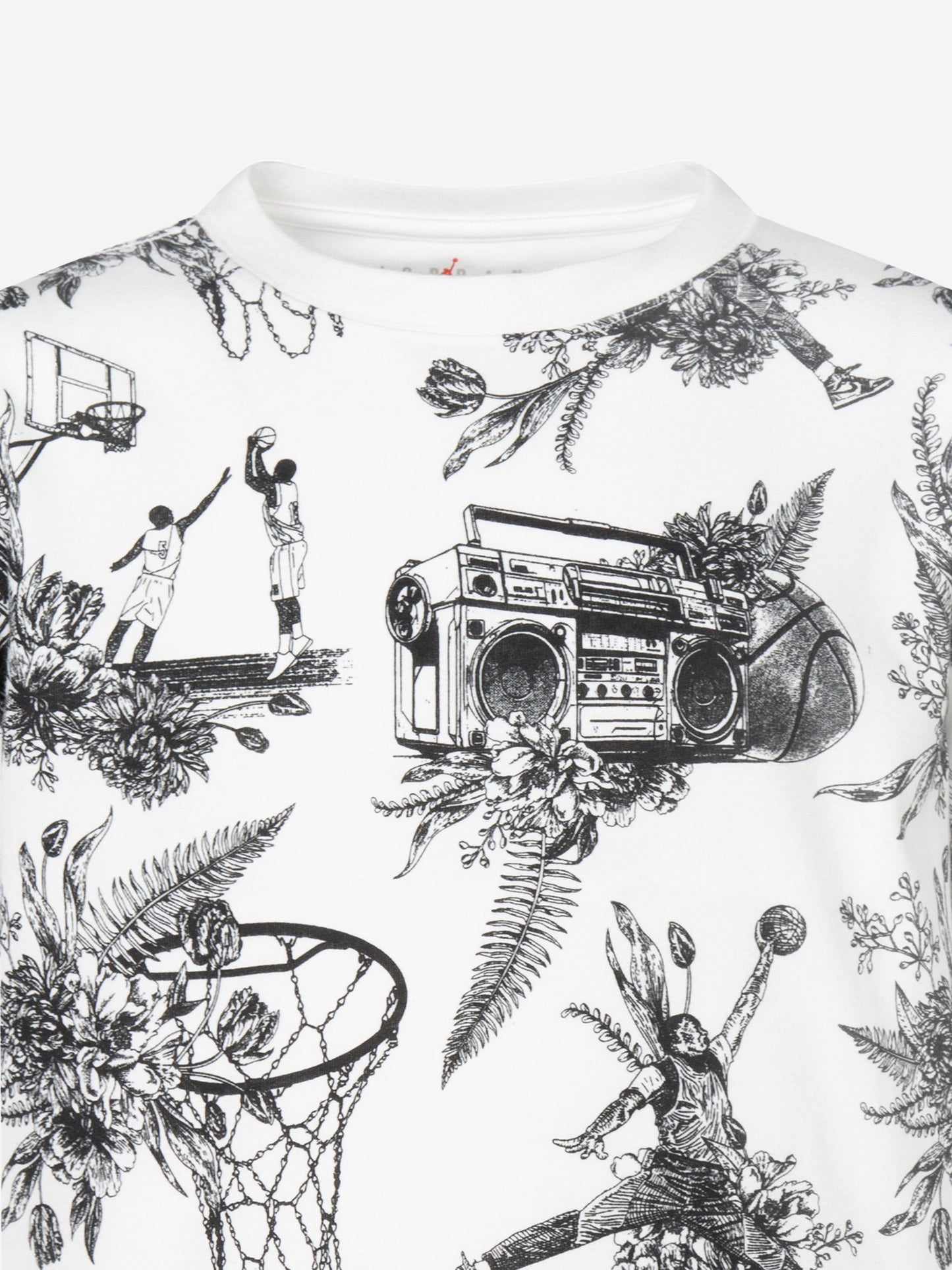 Jordan Boys Sports Sketch T-Shirt in White