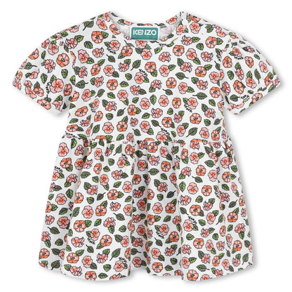 女婴白色花朵连衣裙