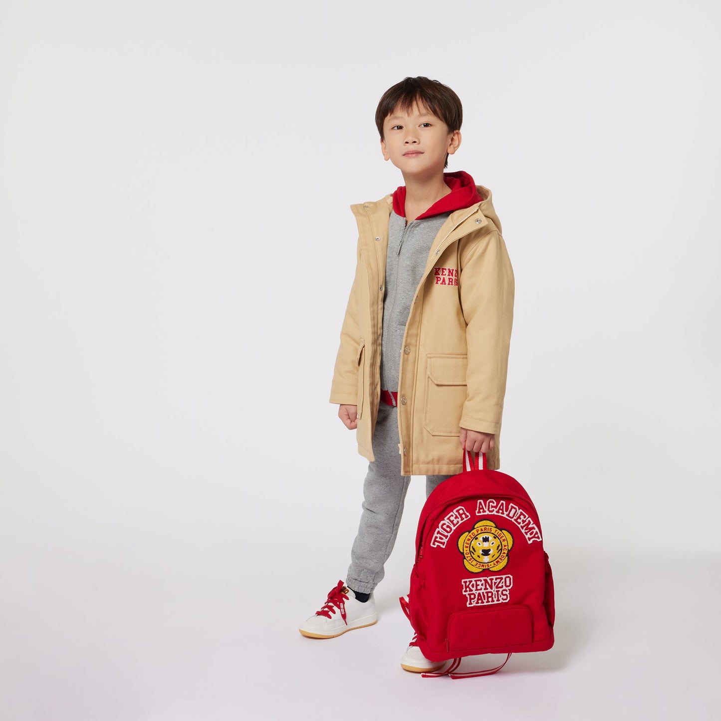 儿童红色背包
