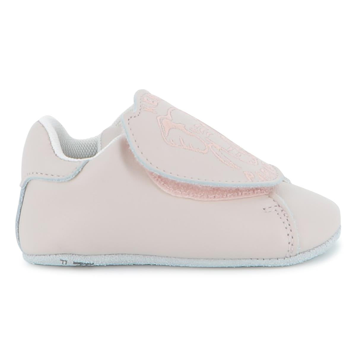 CHAUSSONS