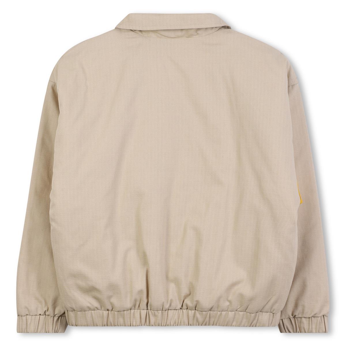 VESTE