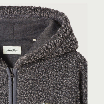 儿童灰黑色羊羔绒拉链夹克