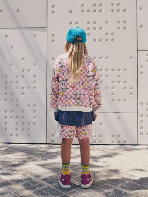 儿童粉色印花卫衣