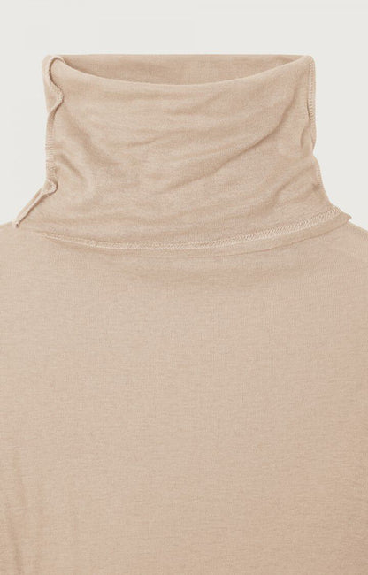 女士修身高领T恤