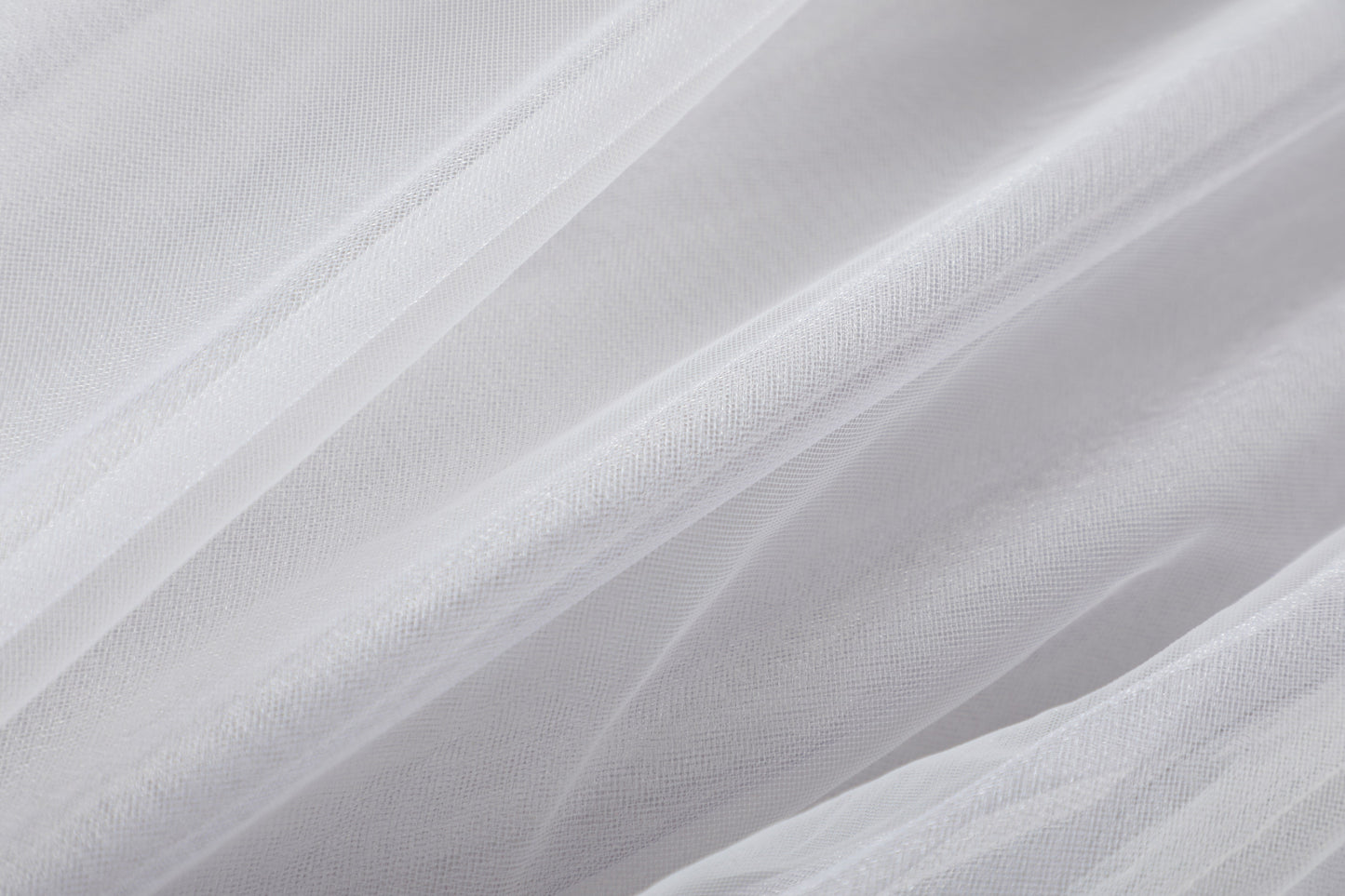 女童银色荷叶边珍珠拼纱连衣裙