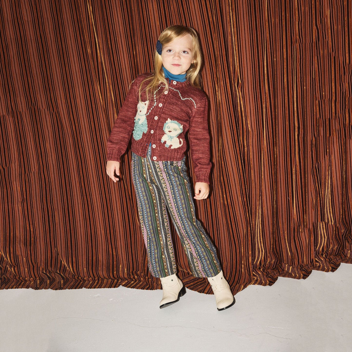 婴儿砖红色猫咪羊毛开衫