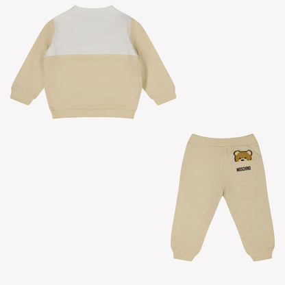 TRACKSUIT W/GIFT BOX