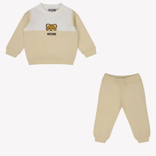 TRACKSUIT W/GIFT BOX