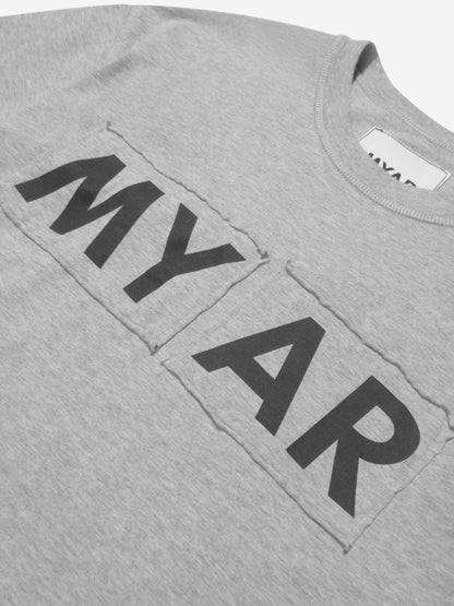 Myar 男童棉质徽标 T 恤