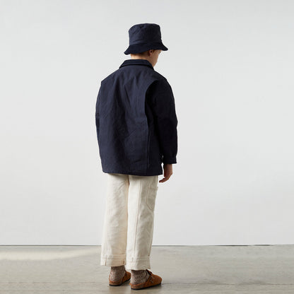 儿童藏青色外套