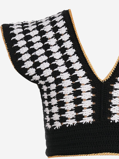 Girls Garnet Crop Top in Black