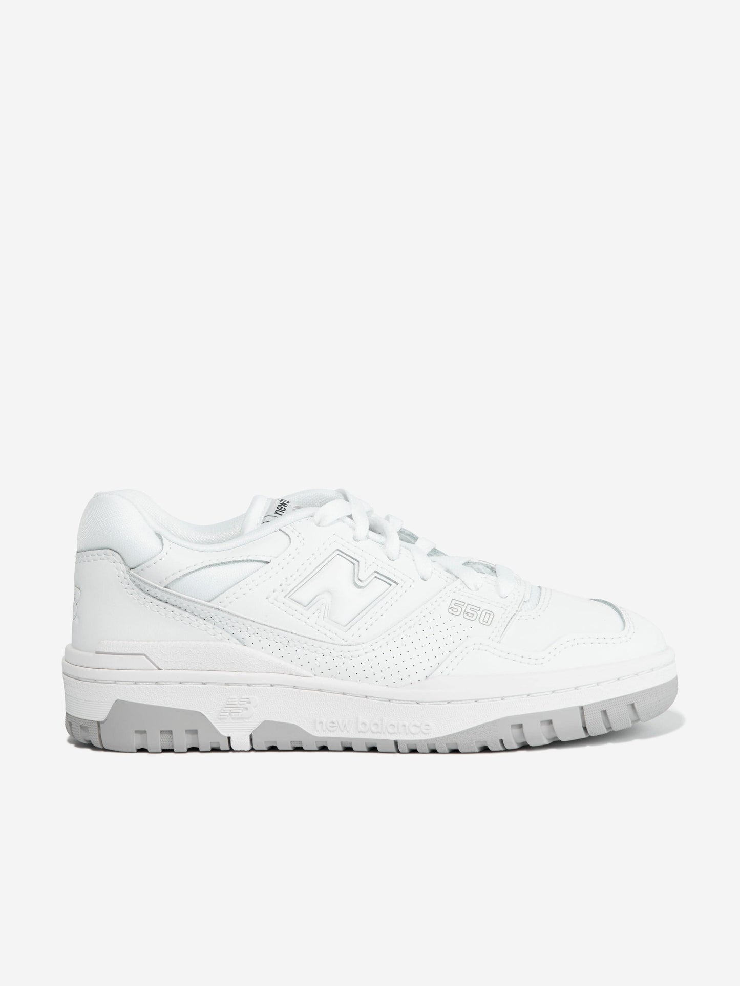 New Balance 儿童 550 徽标运动鞋（白色）