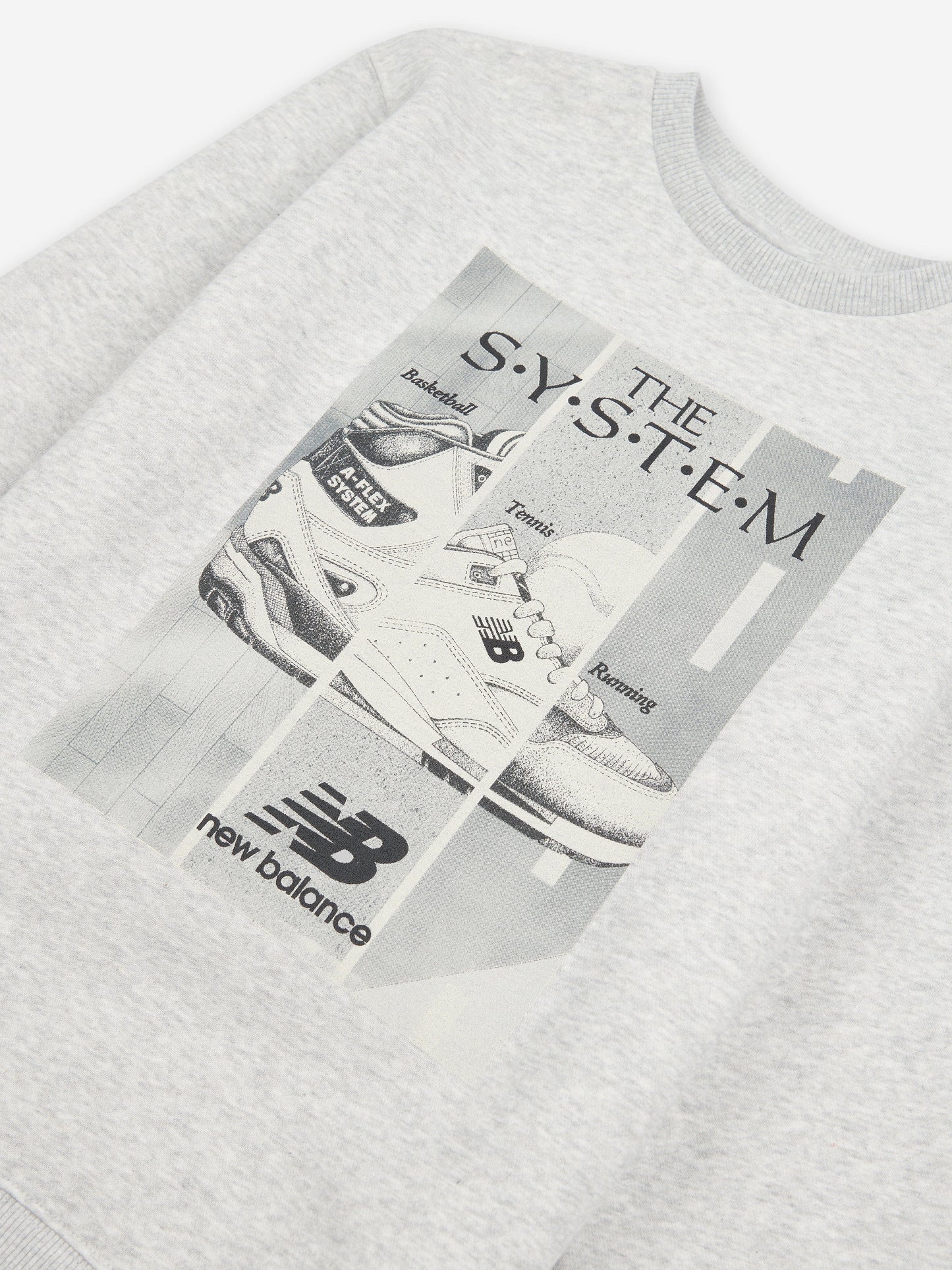 New Balance 男童 The System 图案 T 恤（灰色）