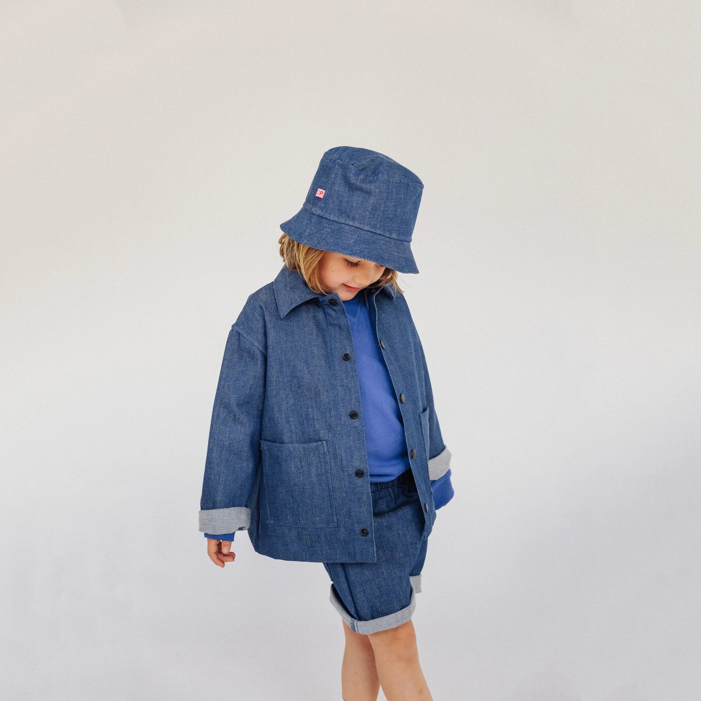 儿童蓝色牛仔夹克