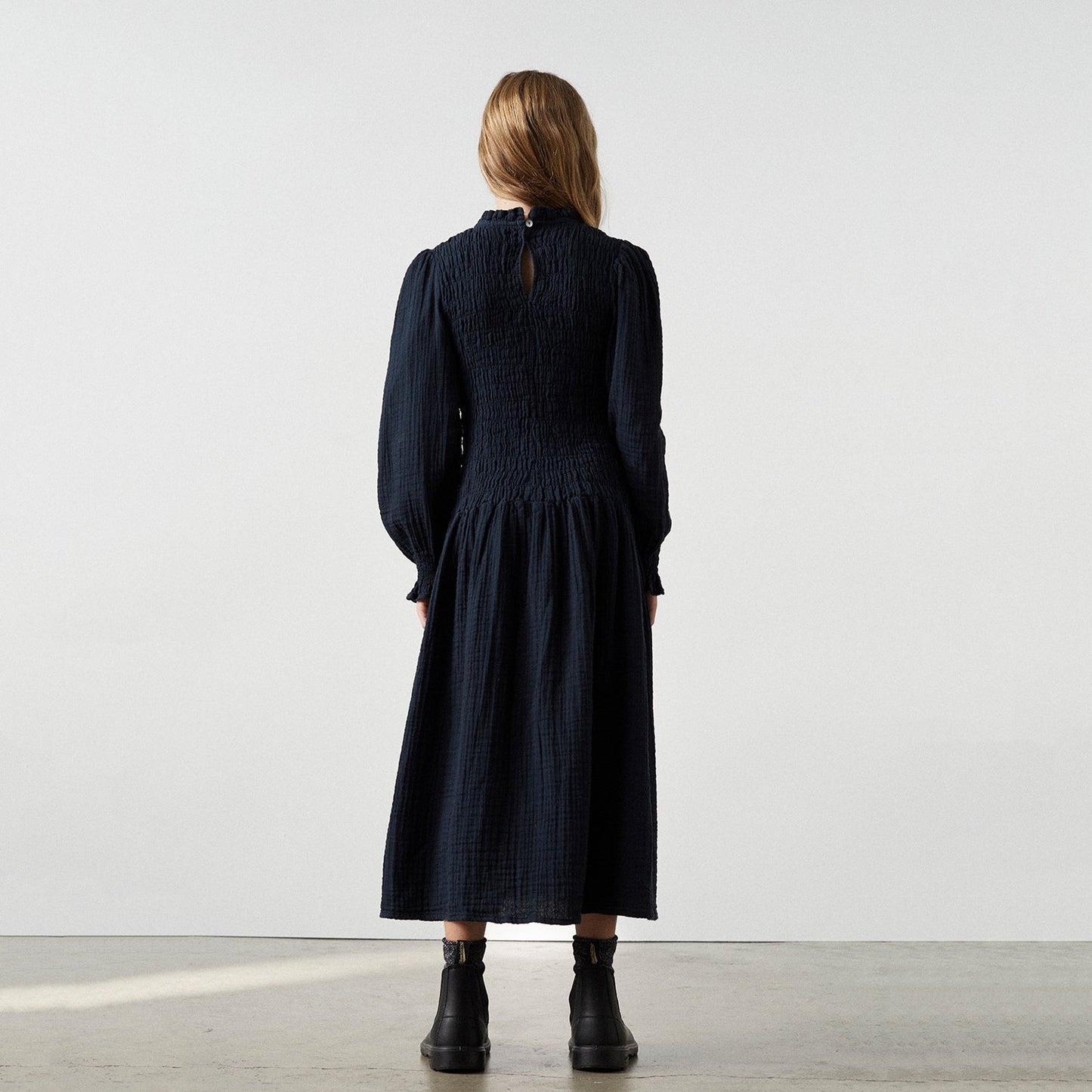 女童藏青色棉连衣裙