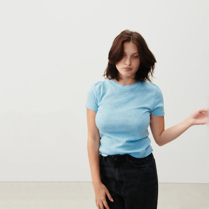 女士浅蓝色棉T恤