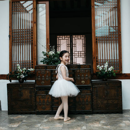 女童米色芭蕾舞连体衣