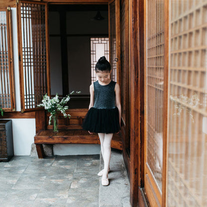 女童黑色芭蕾舞连体衣