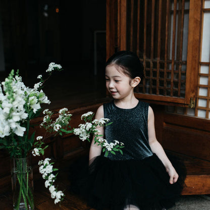 女童黑色芭蕾舞连体衣