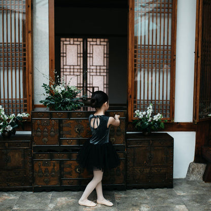 女童黑色芭蕾舞连体衣