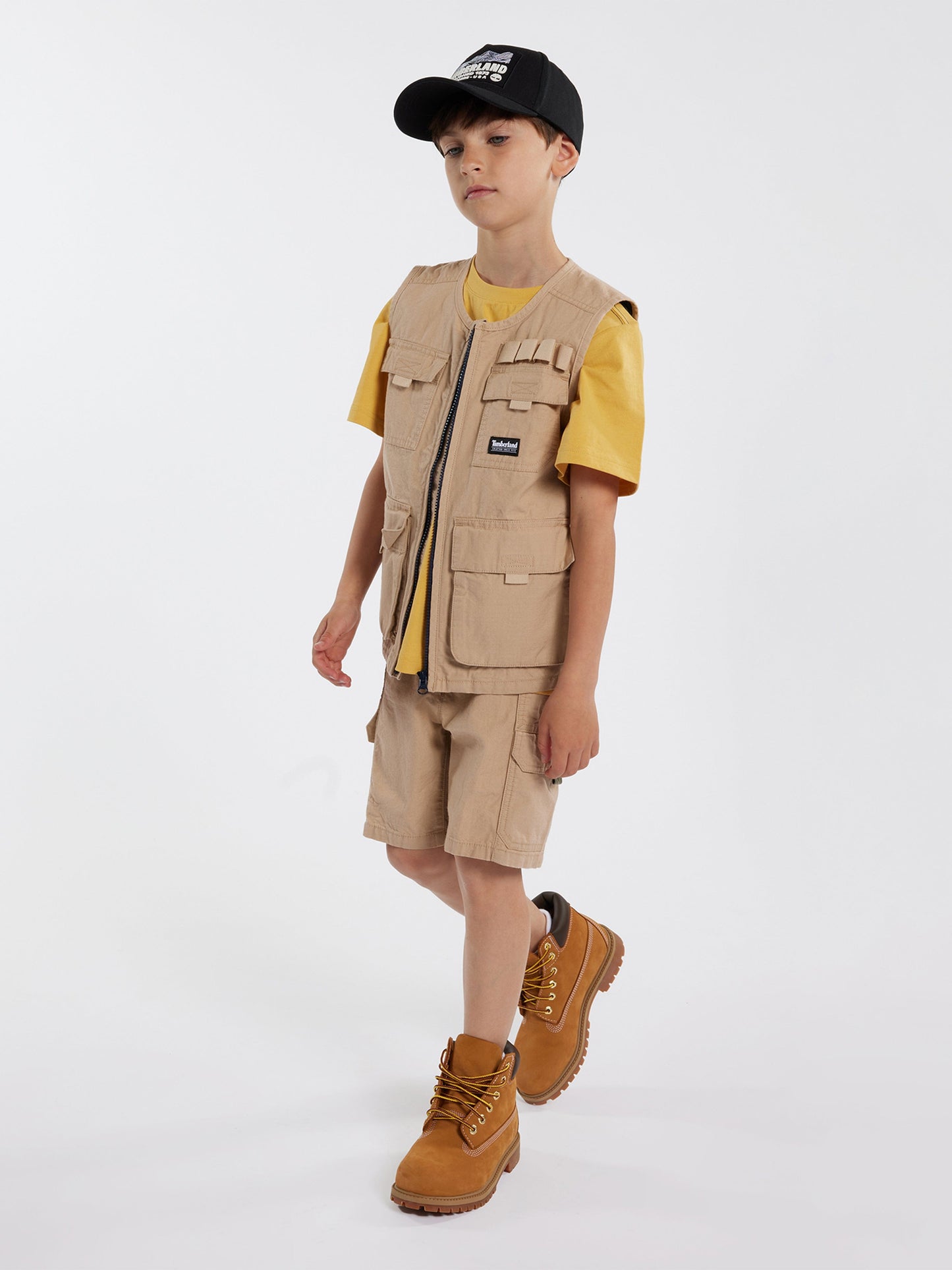 Timberland 男童工装短裤（米色）