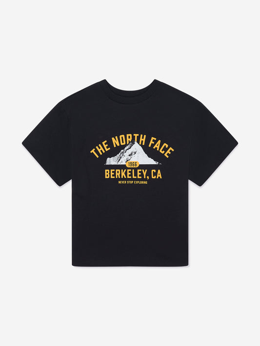 The North Face 儿童 Varsirty 图案超大 T 恤（黑色）