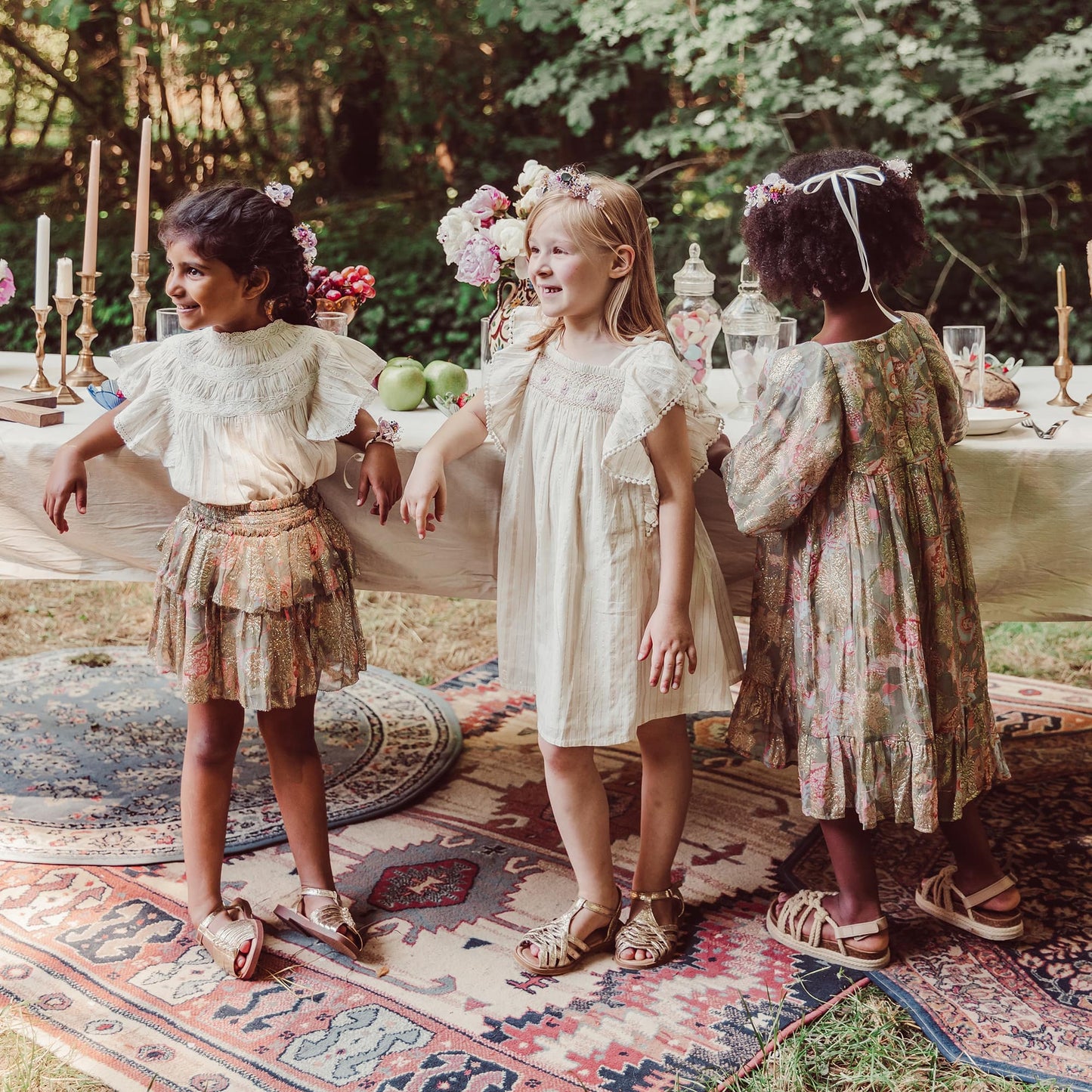 女童奶油白荷叶袖棉上衣