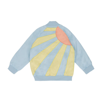 女童浅蓝色夹克