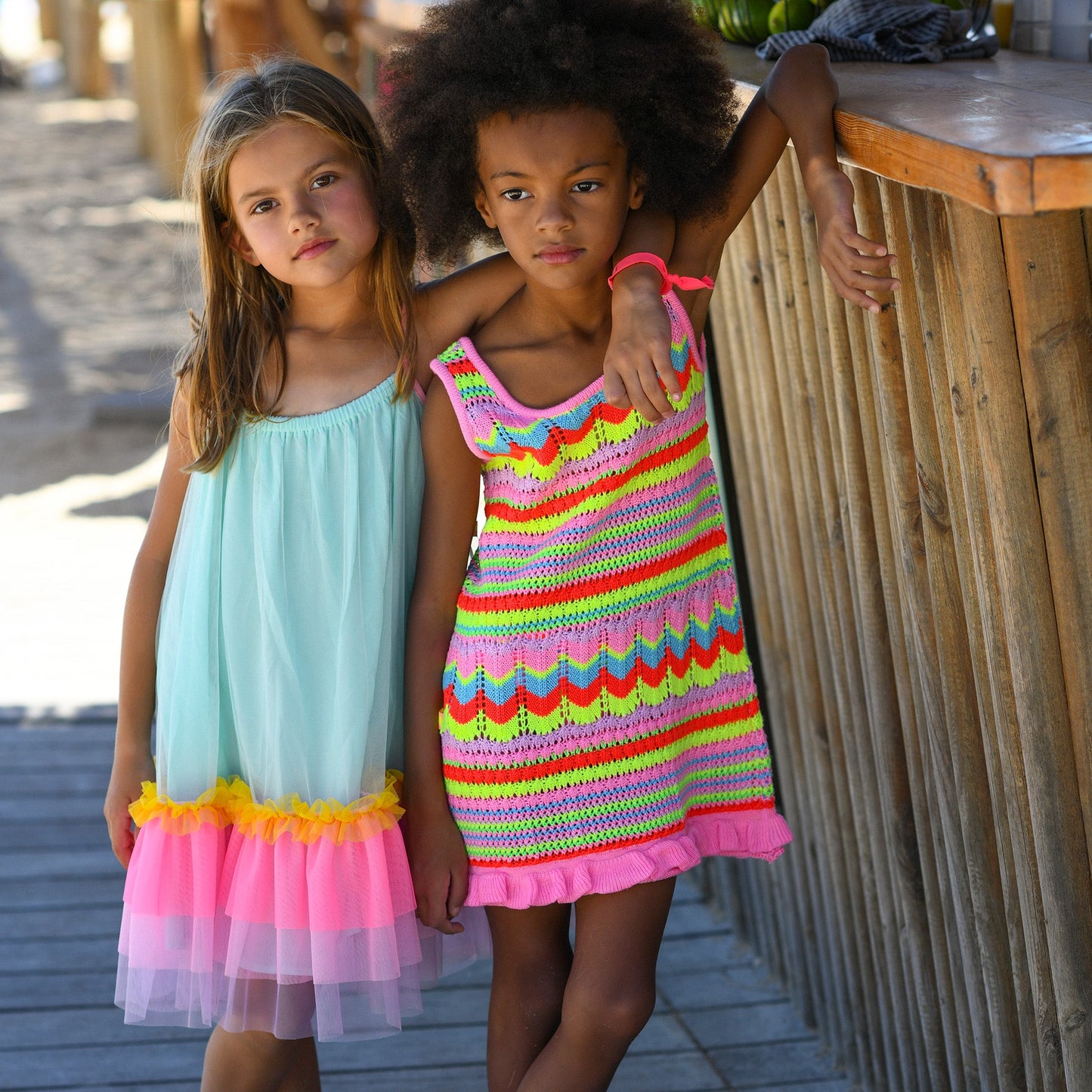 女童彩色针织连衣裙